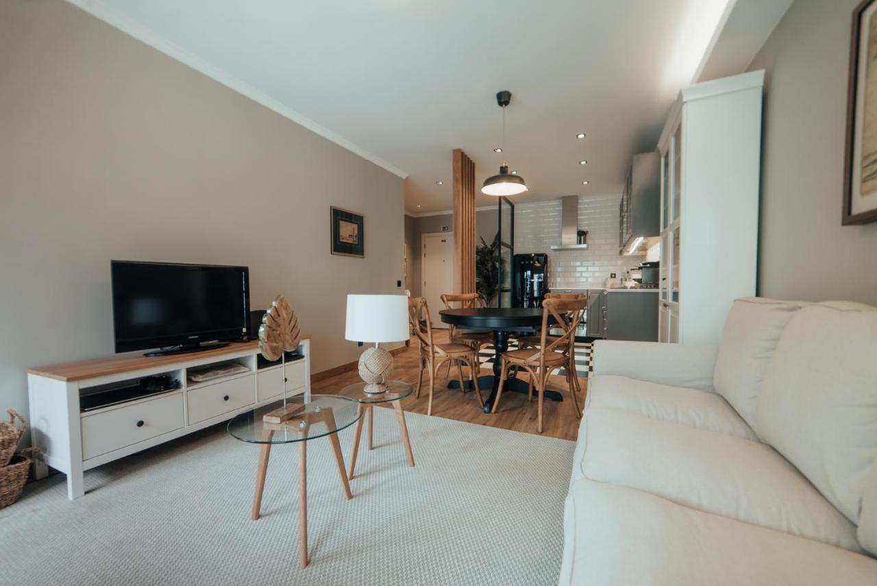 פונשל City Garden By Madeira Best Apartments מראה חיצוני תמונה